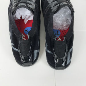 Dkny Shoes - Women's Black Sz 7.5 DKNY athletic shoe Dkny Shoes - Women's Black Sz 7.5 DKNY athletic shoe